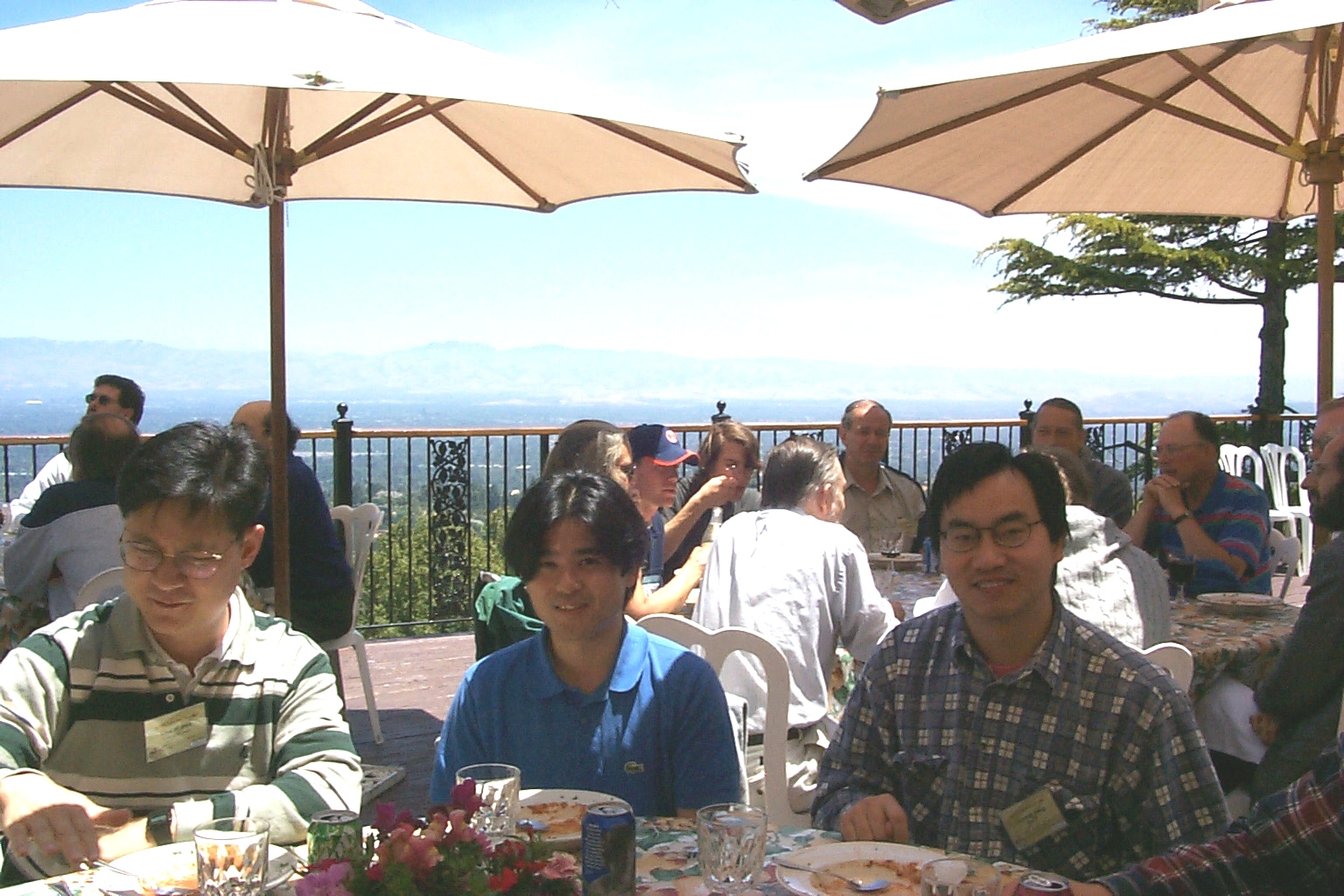 lunch10.jpg (672012 bytes)